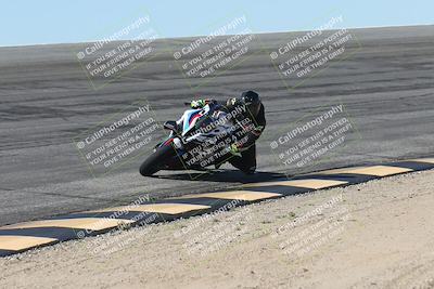 media/Oct-13-2025-Moto Forza (Mon) [[a66d839500]]/4-C Group/Session 2 (Bowl)/